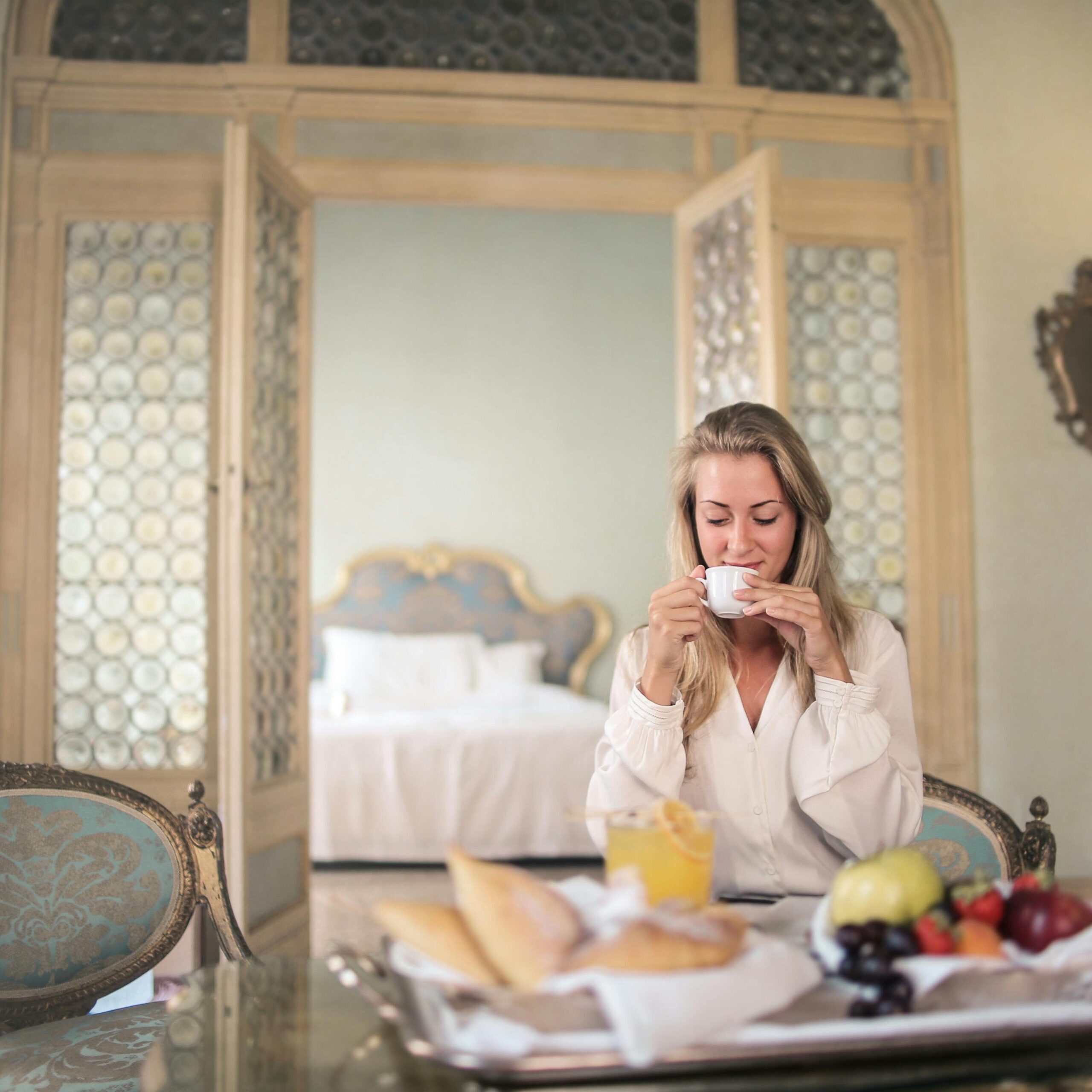 The 3 Keto-Friendly Meals Every Hotel Destination Must Have on Its Menu in 2025